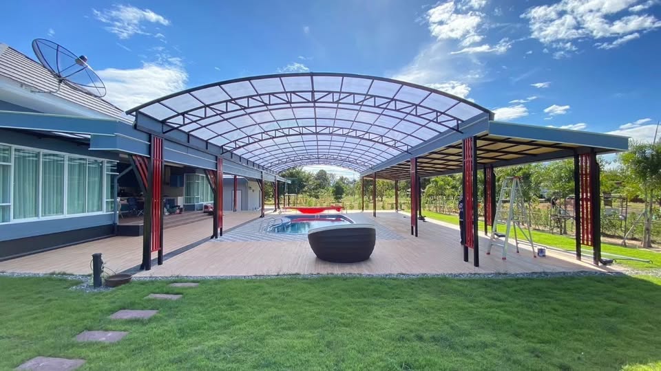 งานโครงเหล็กและหลังคามาตรฐานสูง